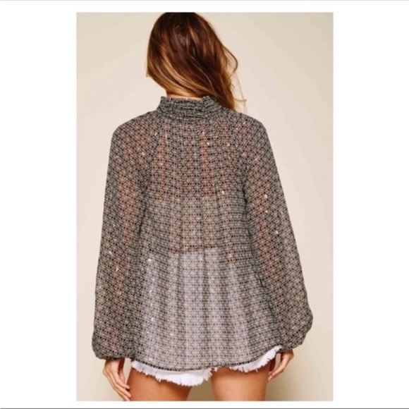 BNWT Long-sleeved Semi-Sheer Blouse - Picture 6 of 7